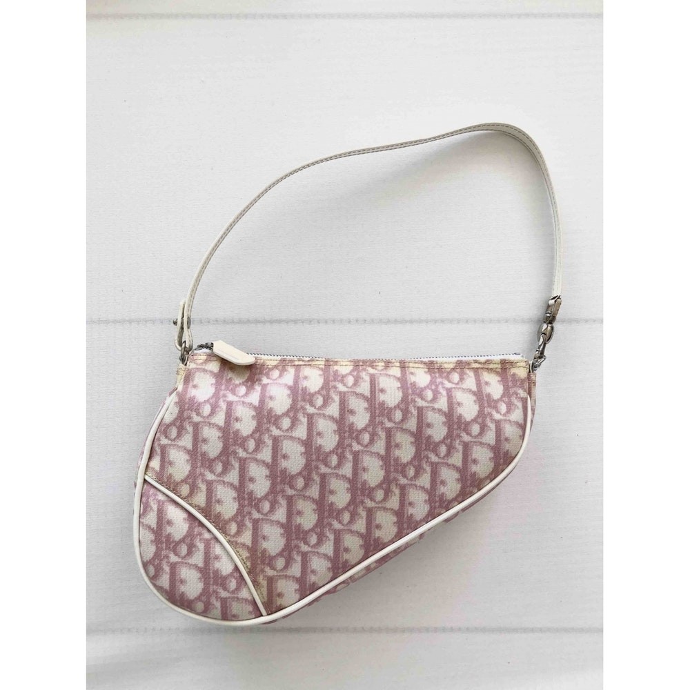 Vestiaire Collective Saddle Bag Dior Sac Monogramme Pink Rose White Blanc Fashion Blog Mode