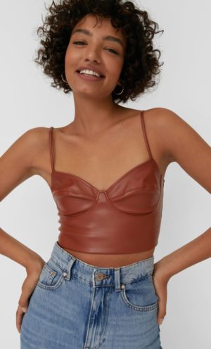 Junesixtyfive Fashion Blog Mode Tendance Automne Hiver 2020 Selection Stradivarius Crop Top Simili Cuir Marron